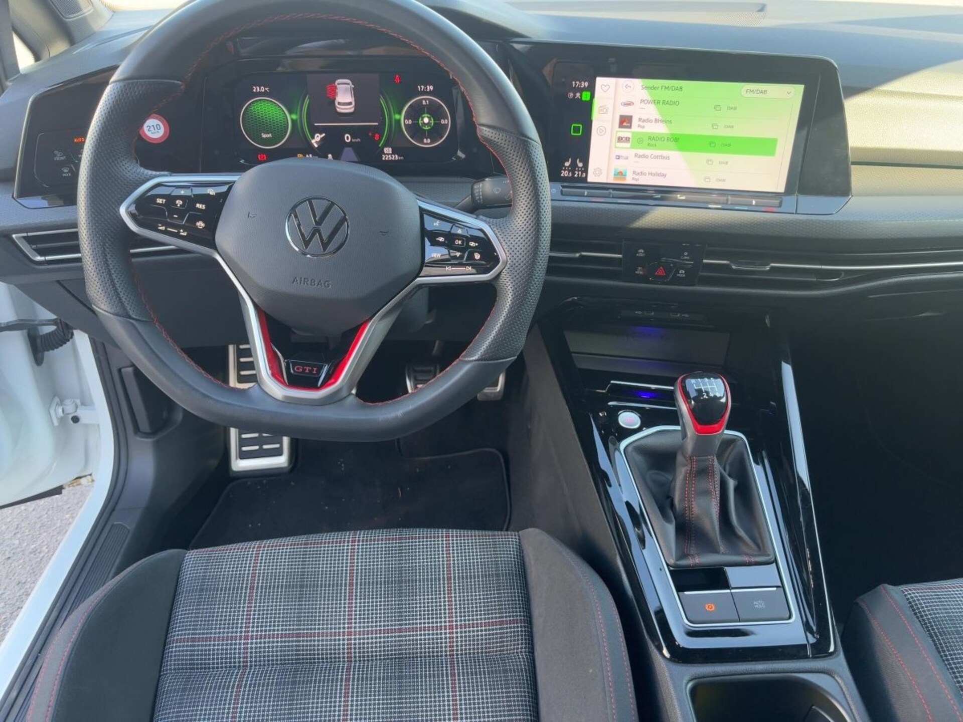 Volkswagen Golf GTI