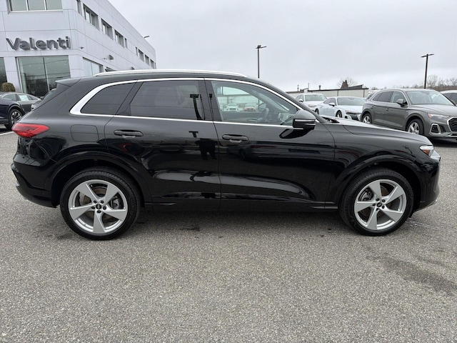 2025 Audi New Q5 Premium Plus - Photo 20