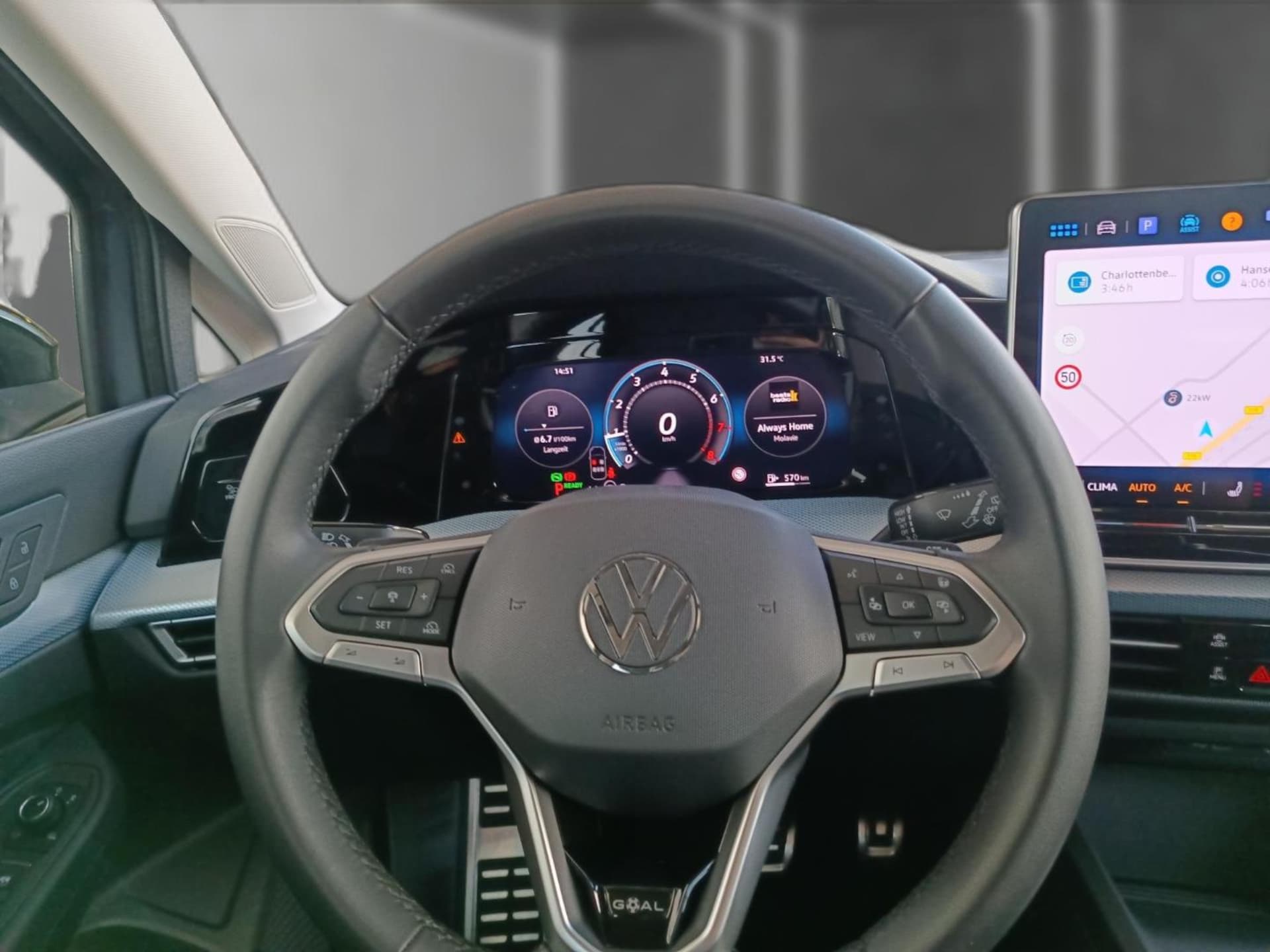 Volkswagen Golf Life