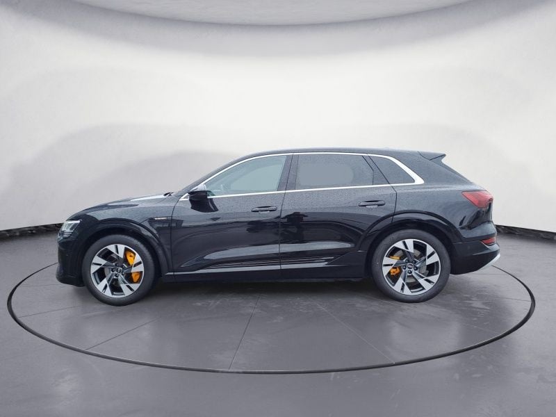 Image about Audi e-tron S line 55 quattro