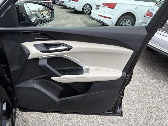 2025 Audi New Q5 Premium Plus - Photo 21