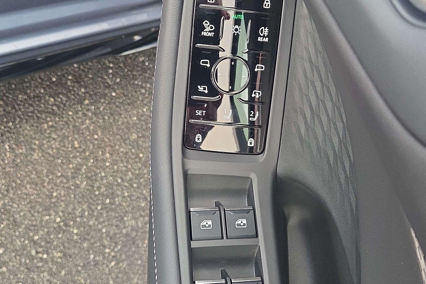 Image about Audi A5 Sedan TFSI e e-hybrid quattro 270 kW S tronic