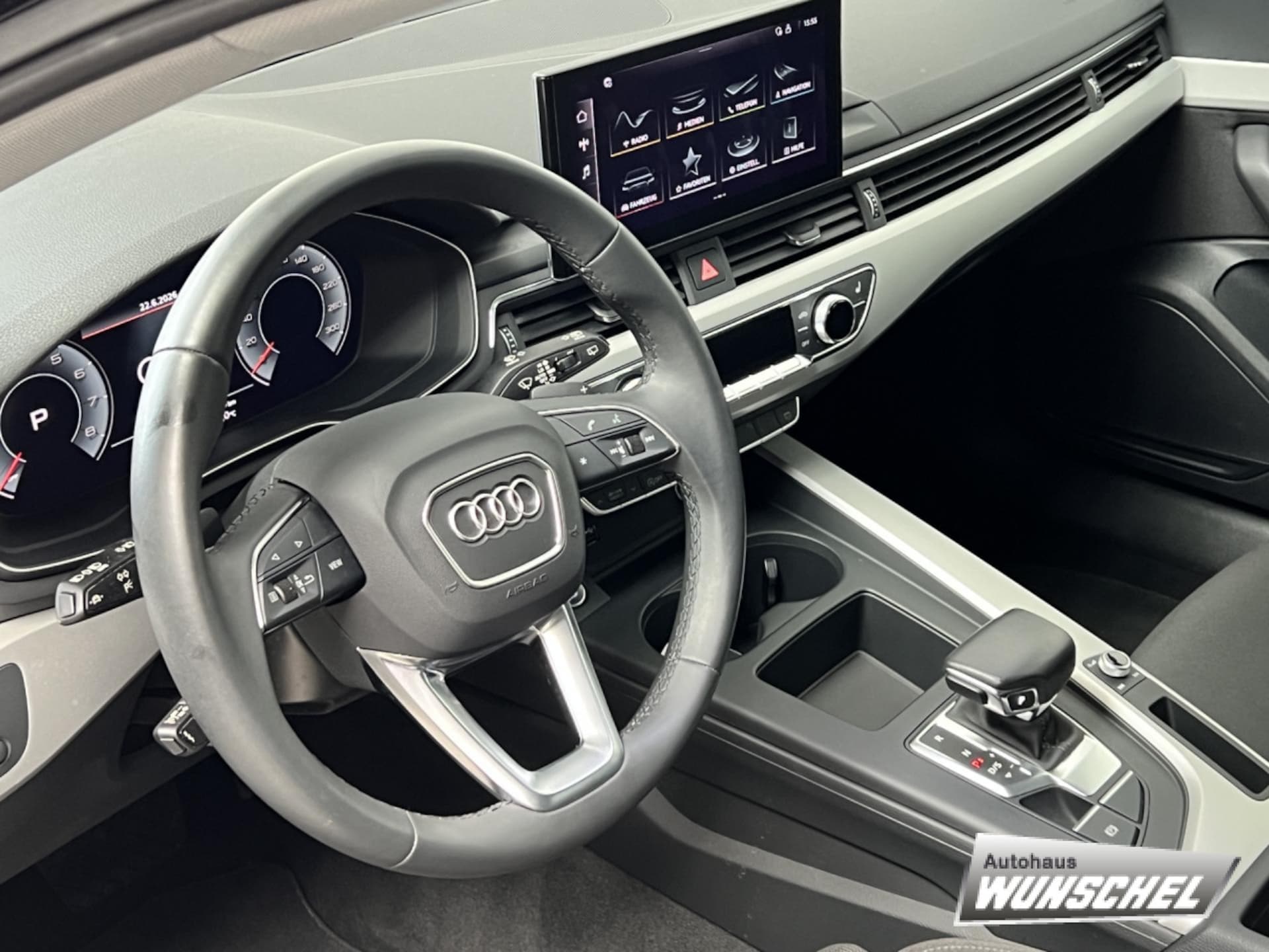 Audi A4 Avant S line