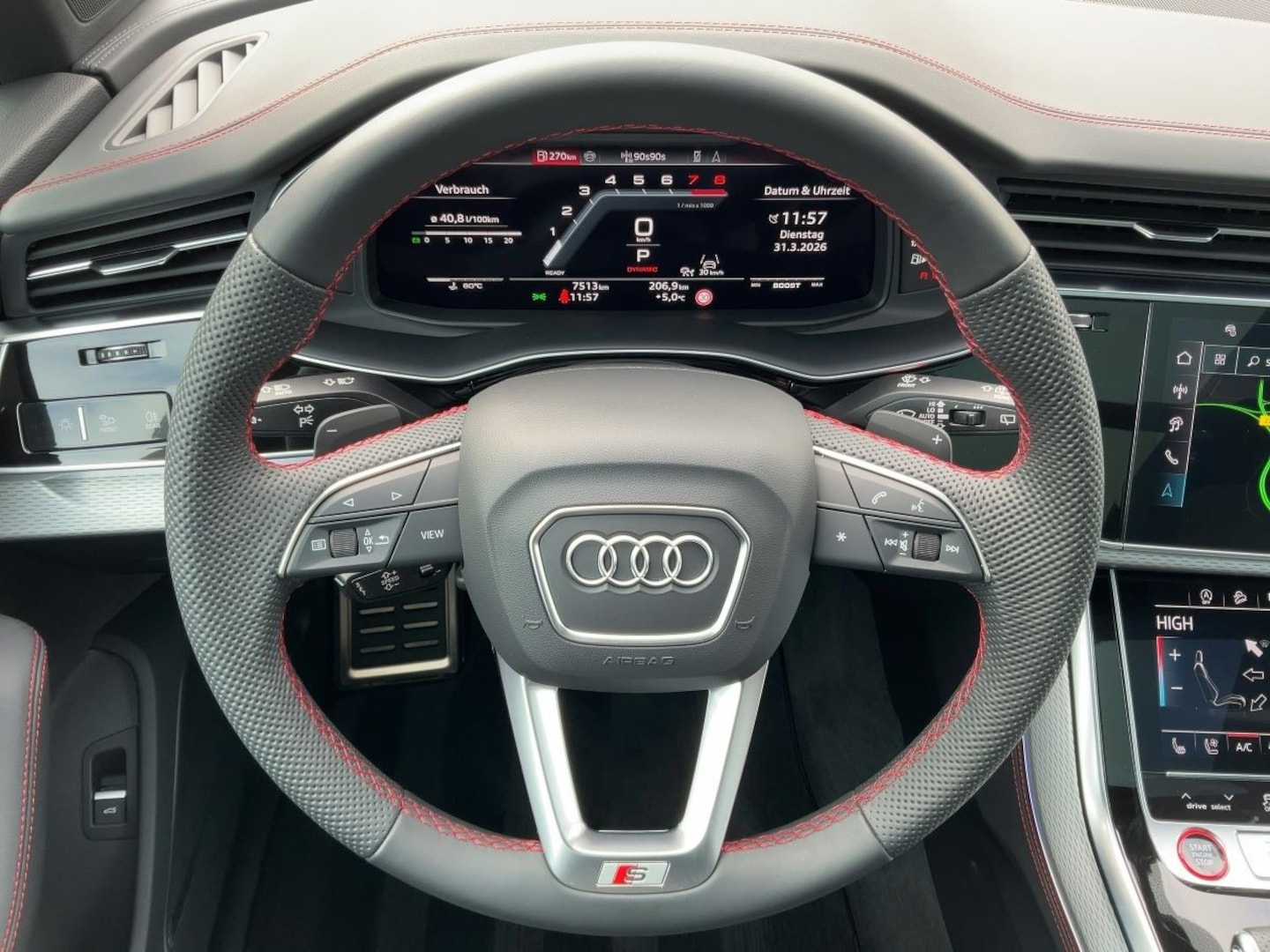 Bild über Audi SQ7 SUV TFSI quattro 373 kW tiptronic - für weitere Informationen kontaktieren Sie den Audi Partner