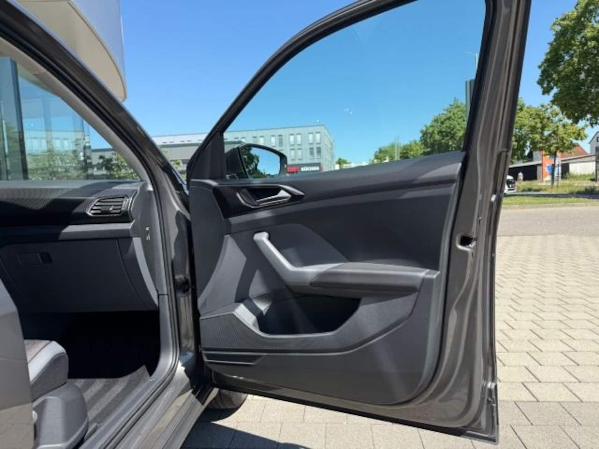 Volkswagen T-Cross Style