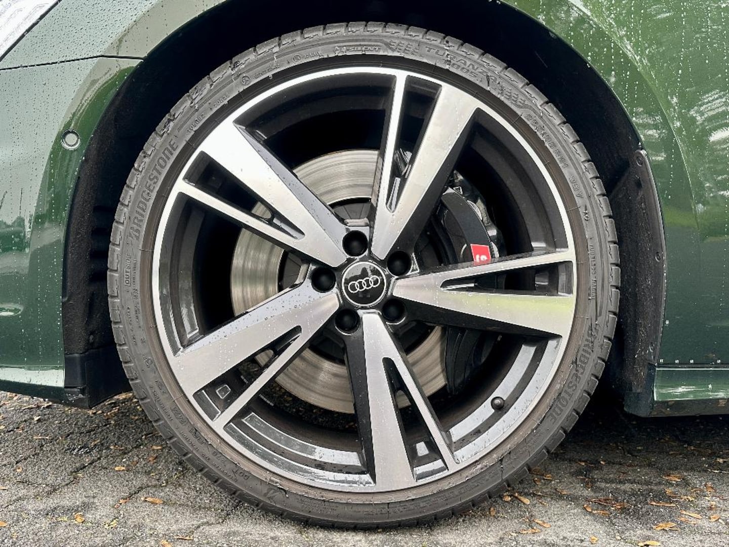 Bild über Audi S6 Avant TDI quattro tiptronic - für weitere Informationen kontaktieren Sie den Audi Partner