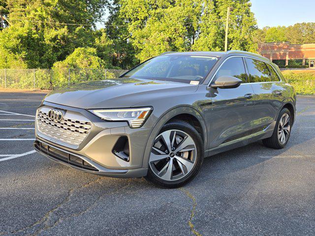 2024 Audi Q8 e-tron 55 114 kWh Premium quattro's photo