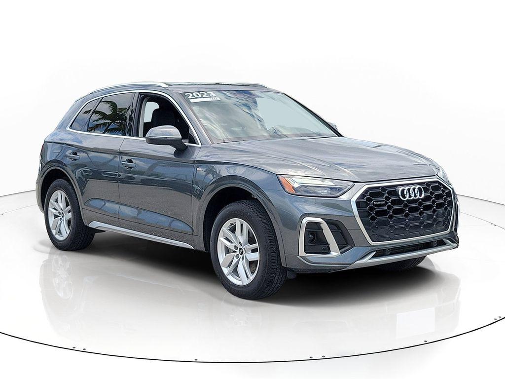 2023 Audi Q5 45 Premium's photo
