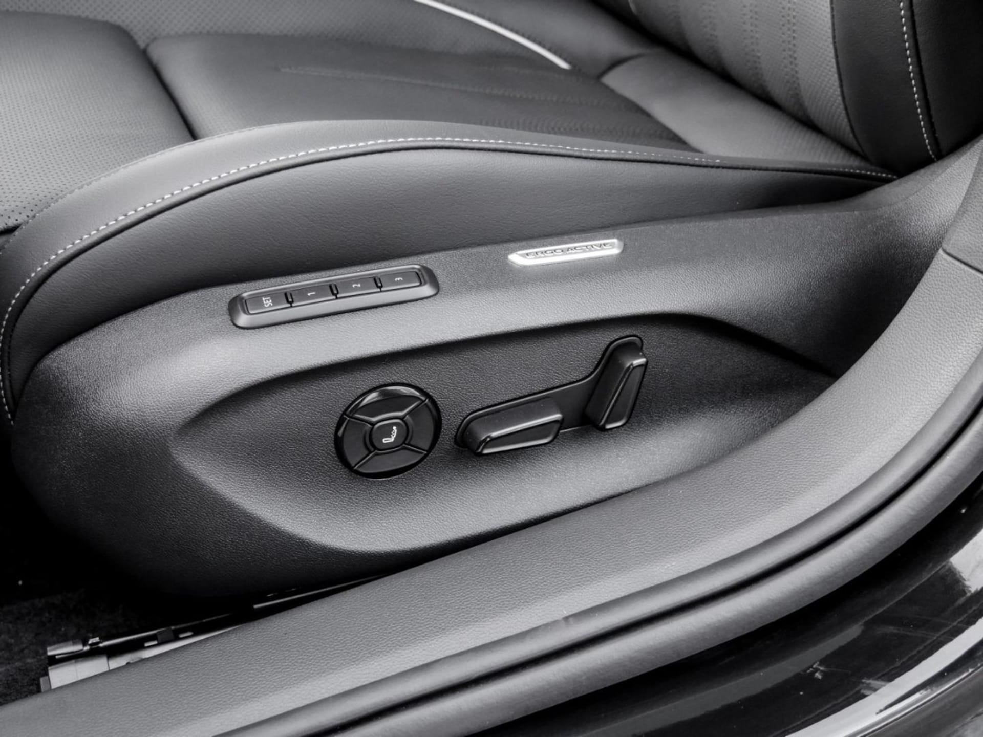 Volkswagen Passat Elegance