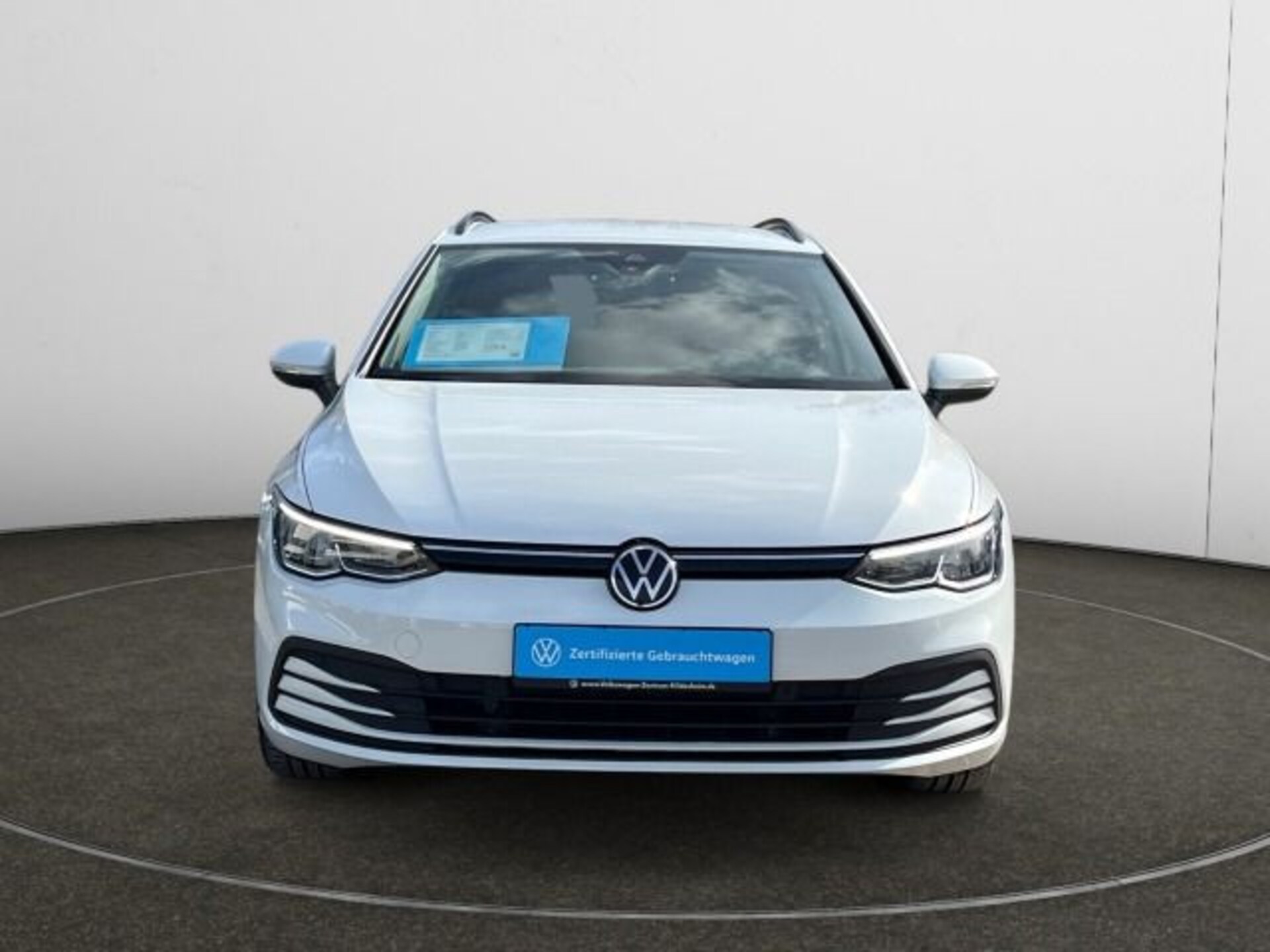Volkswagen Golf Variant Life