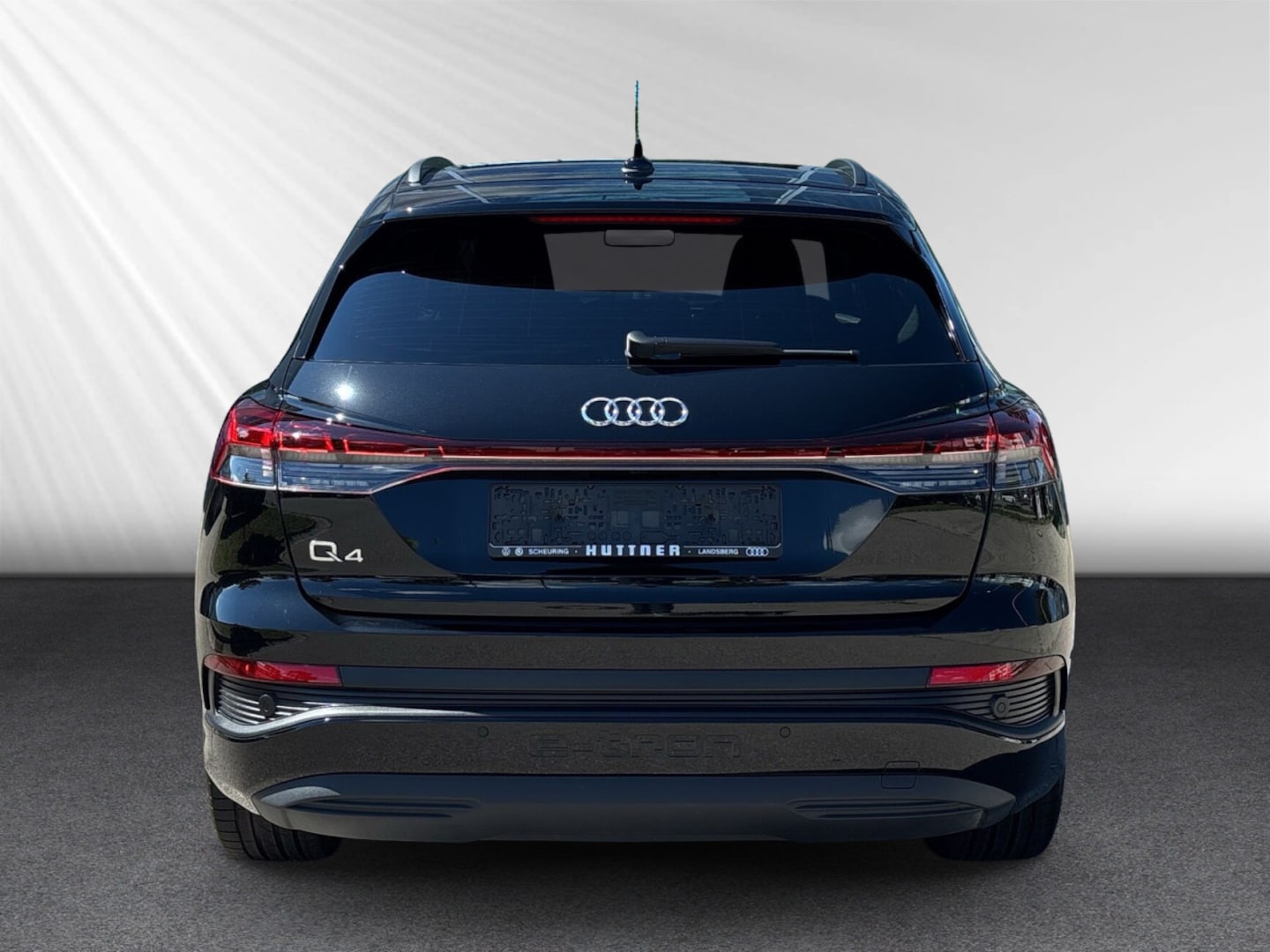 Bild über Audi Q4 e-tron 45 e-tron - für weitere Informationen kontaktieren Sie den Audi Partner