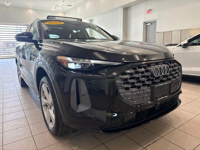 Photo of 2025 Audi Q5