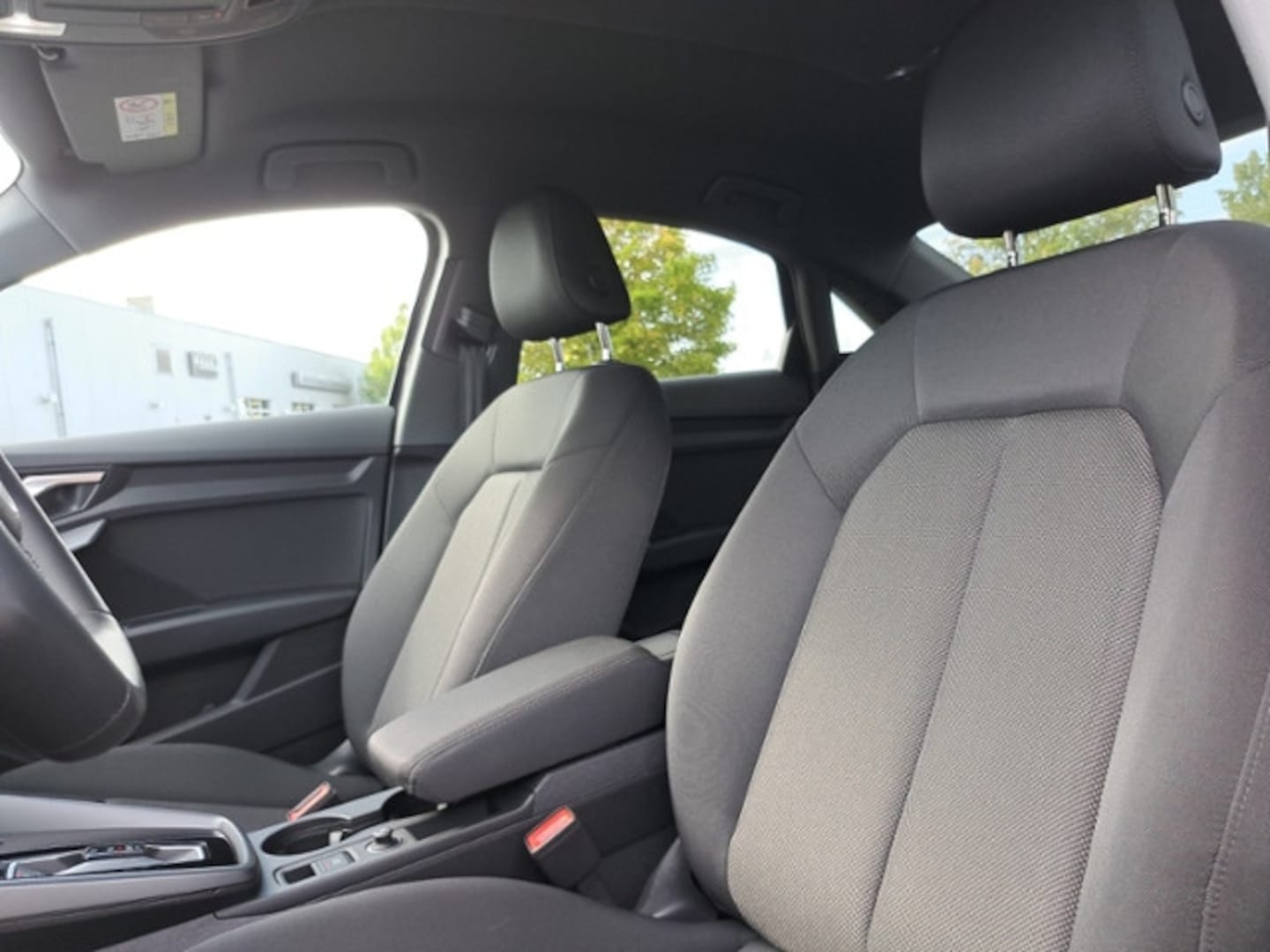 Bild über Audi A3 Limousine advanced 35 TFSI S tronic - für weitere Informationen kontaktieren Sie den Audi Partner