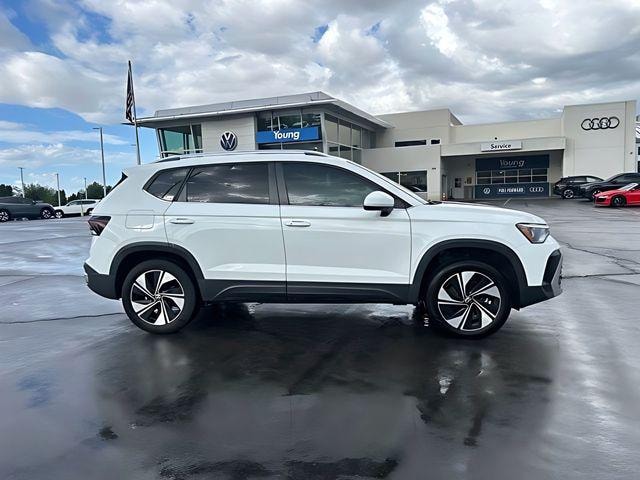 2025 Volkswagen Taos