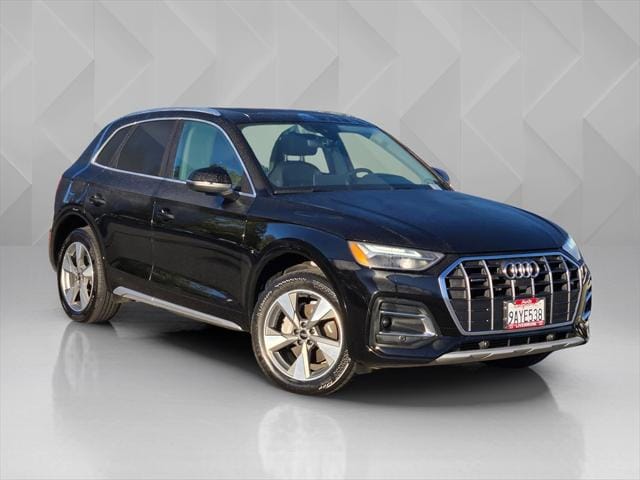 2022 Audi Q5 Premium Plus