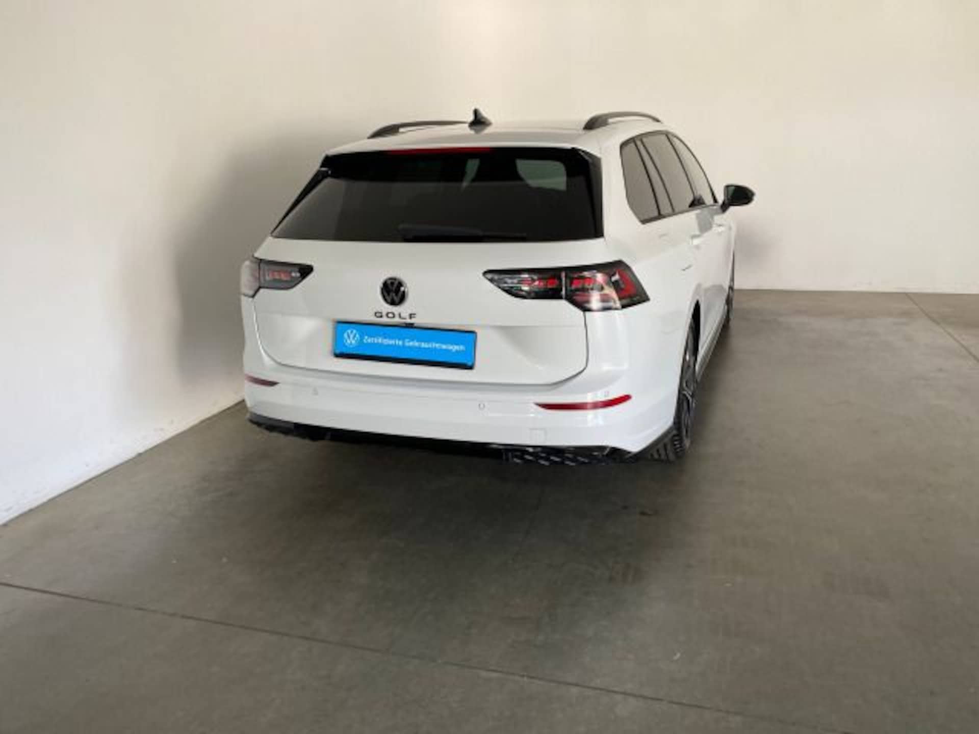 Volkswagen Golf Variant R-Line