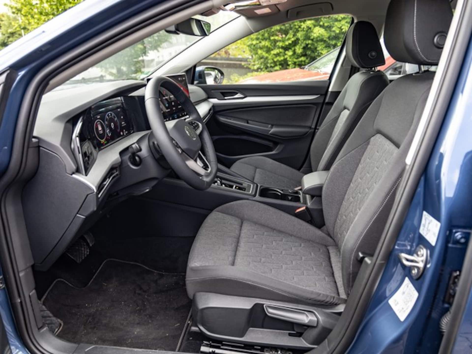 Volkswagen Golf Life