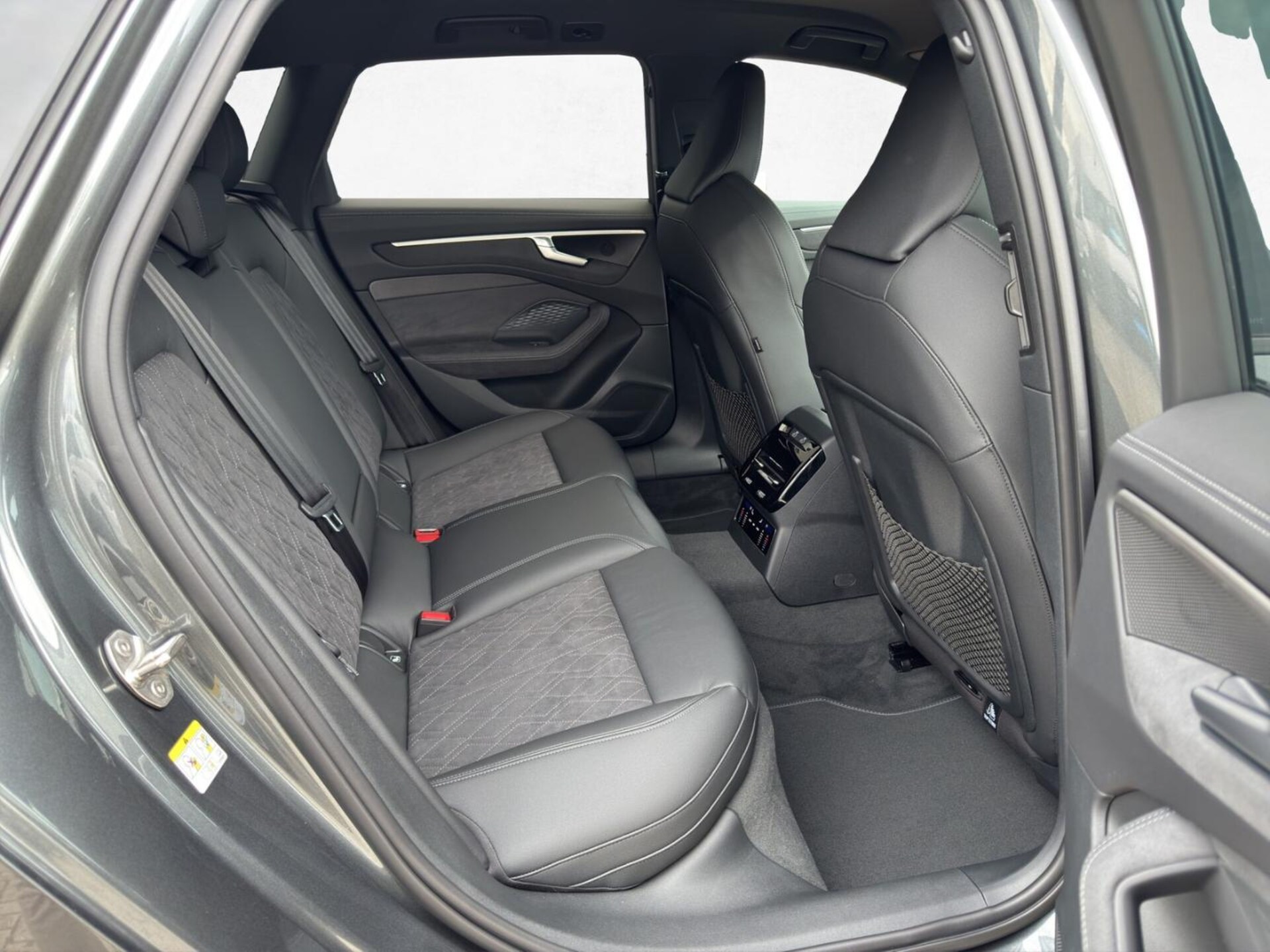 Audi A6 Avant edition one
