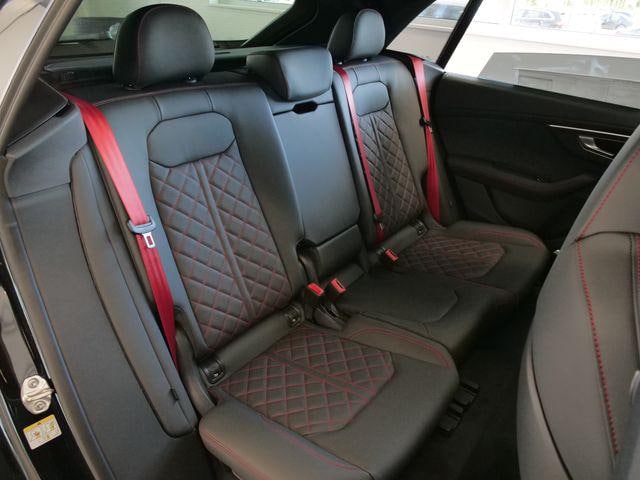 2026 Audi Q8 Prestige - Photo 18