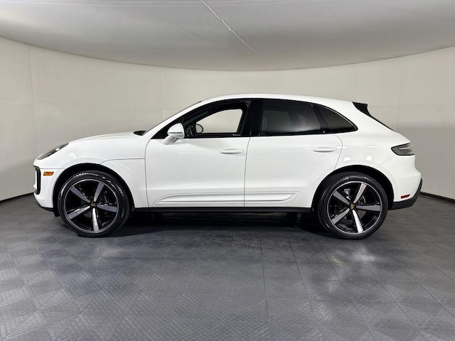 2023 Porsche Macan