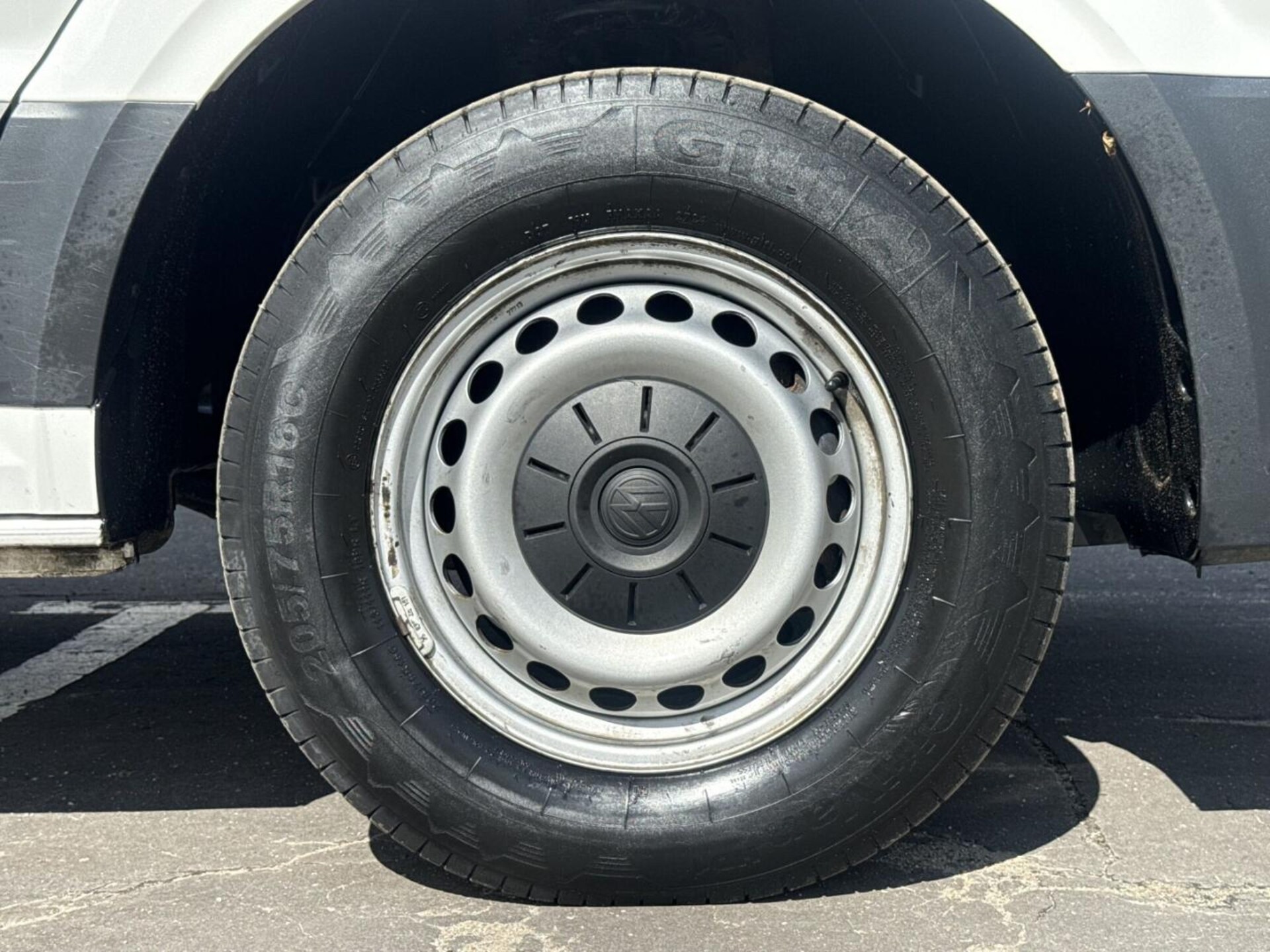 Volkswagen Crafter Furgon długi rozstaw osi