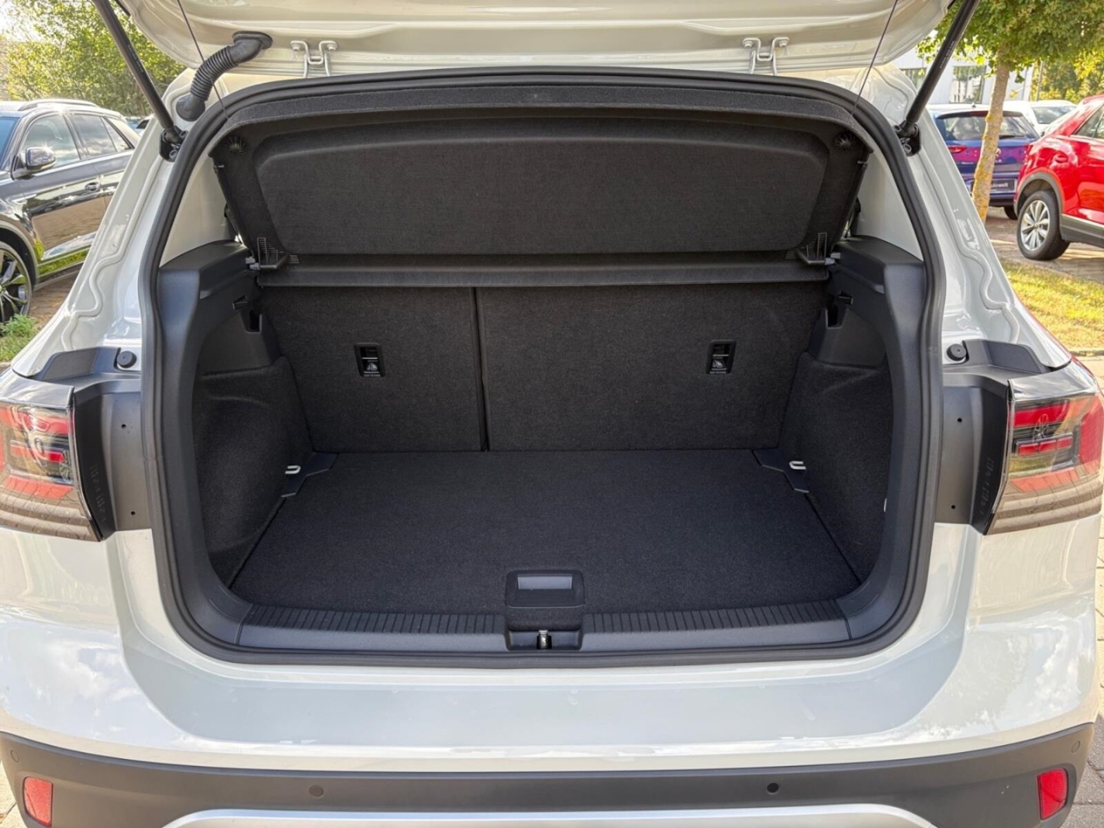 Volkswagen T-Cross – Bild 10