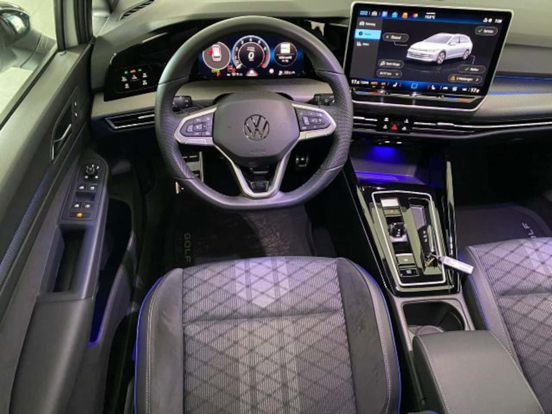 Volkswagen Golf Variant R-Line