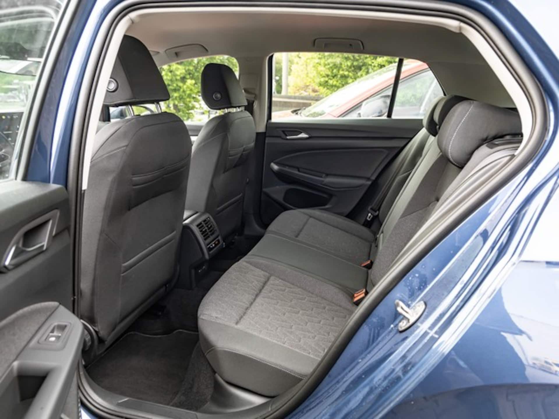Volkswagen Golf Life
