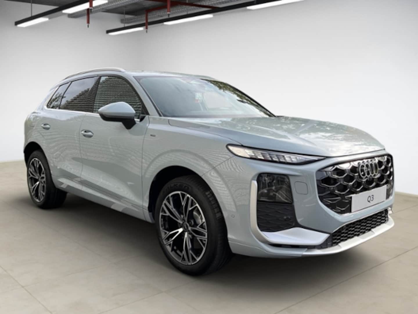 Bild über Audi Q3 SUV e-hybrid e-hybrid 200 kW S tronic - für weitere Informationen kontaktieren Sie den Audi Partner