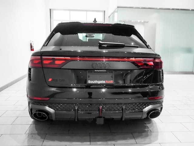 2026 Audi RS Q8 SUV performance