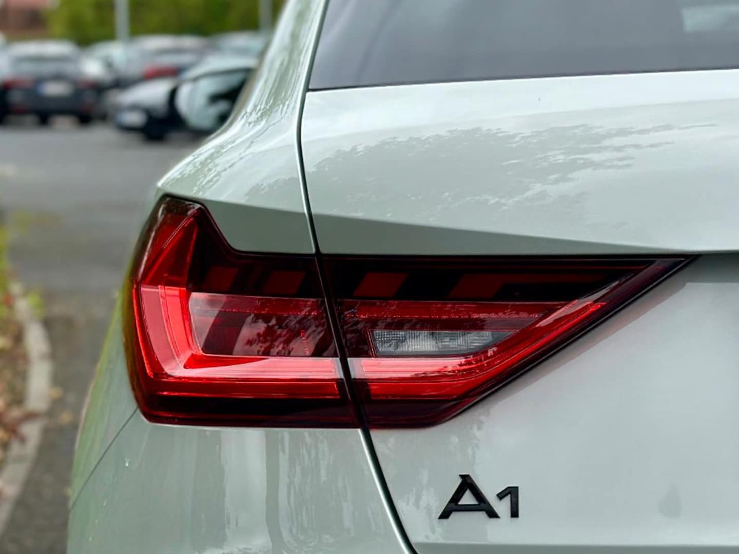 Bild über Audi A1 Sportback advanced 30 TFSI S tronic - für weitere Informationen kontaktieren Sie den Audi Partner