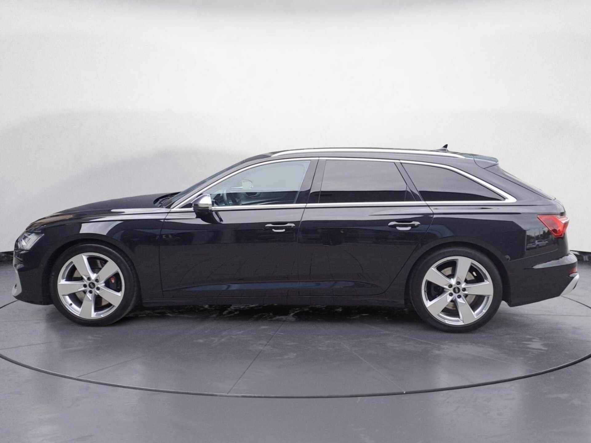 Audi S6 Avant