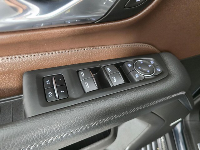 2021 GMC Yukon Denali - Photo 20