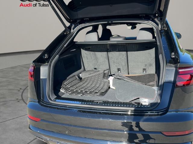 2026 Audi Q8 Prestige - Photo 24