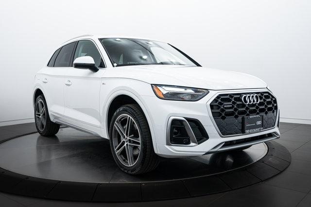 Used 2025 Audi Q5 Premium with VIN WA1G2AFY4S2017476 for sale in Highland Park, IL