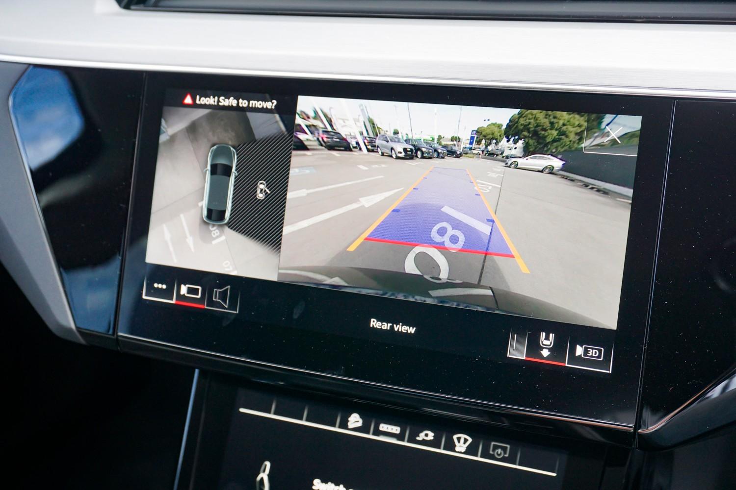 Image about Audi Q8 Sportback e-tron 55 e-tron quattro S line 300,00 kW