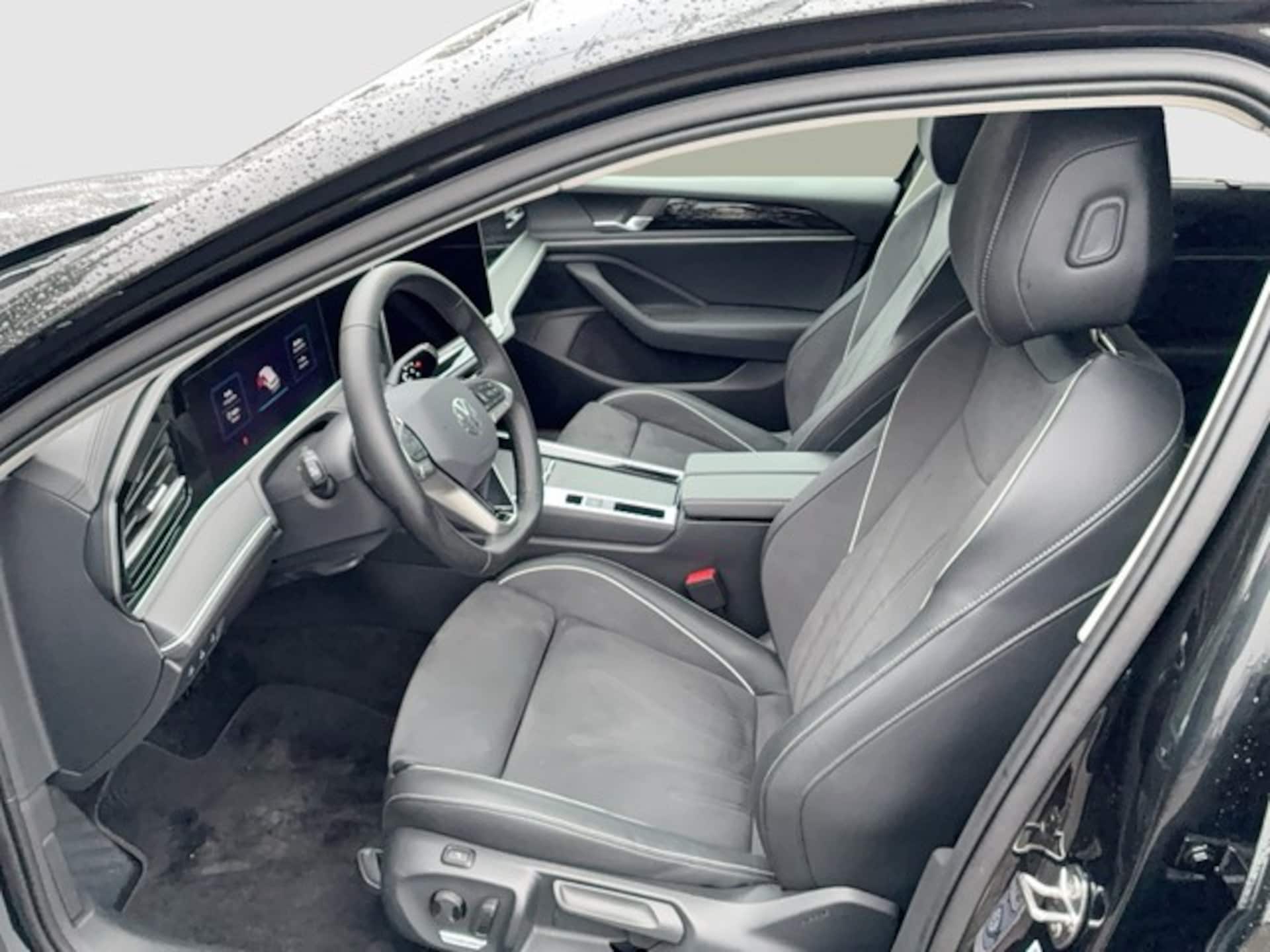 Volkswagen Passat Elegance