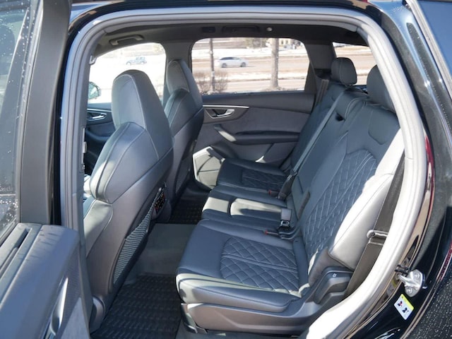 2026 Audi SQ7 Premium Plus - Photo 9