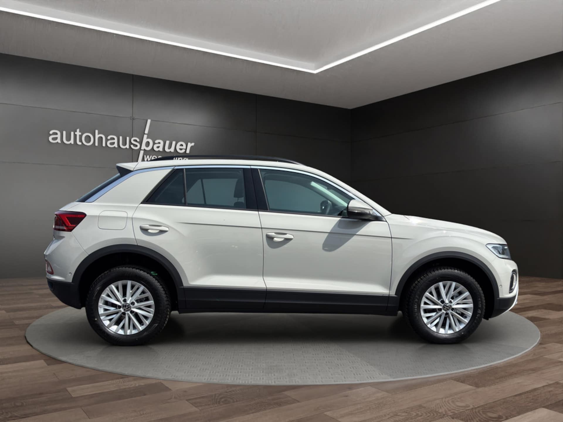 Volkswagen T-Roc Life