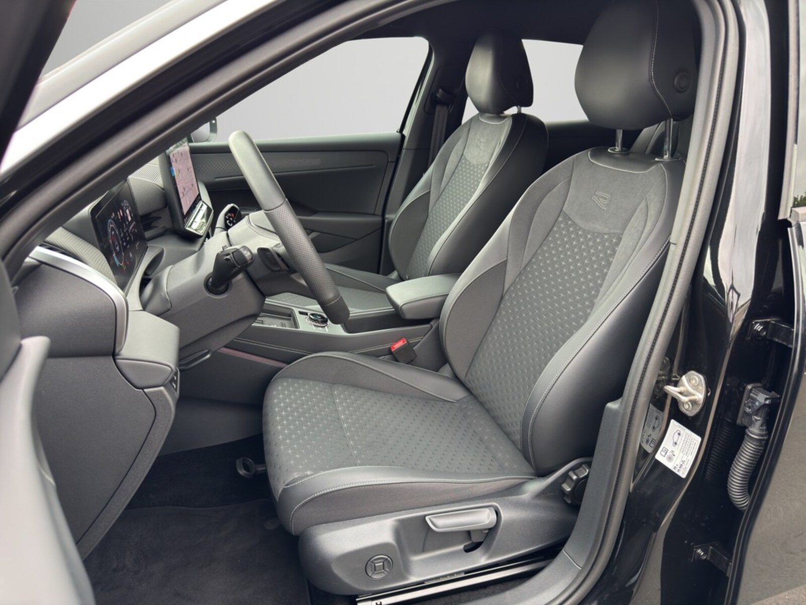 Volkswagen T-Roc – Bild 7