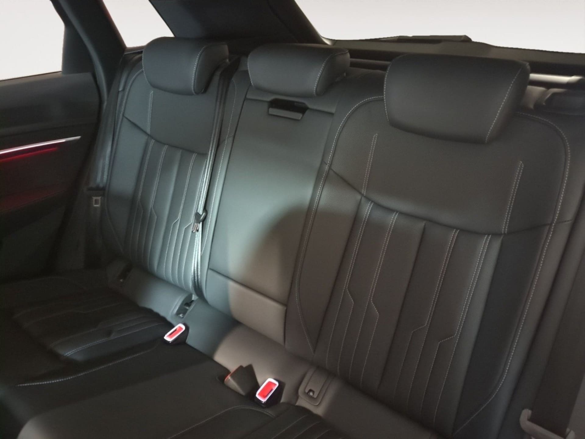 Audi e-tron S line