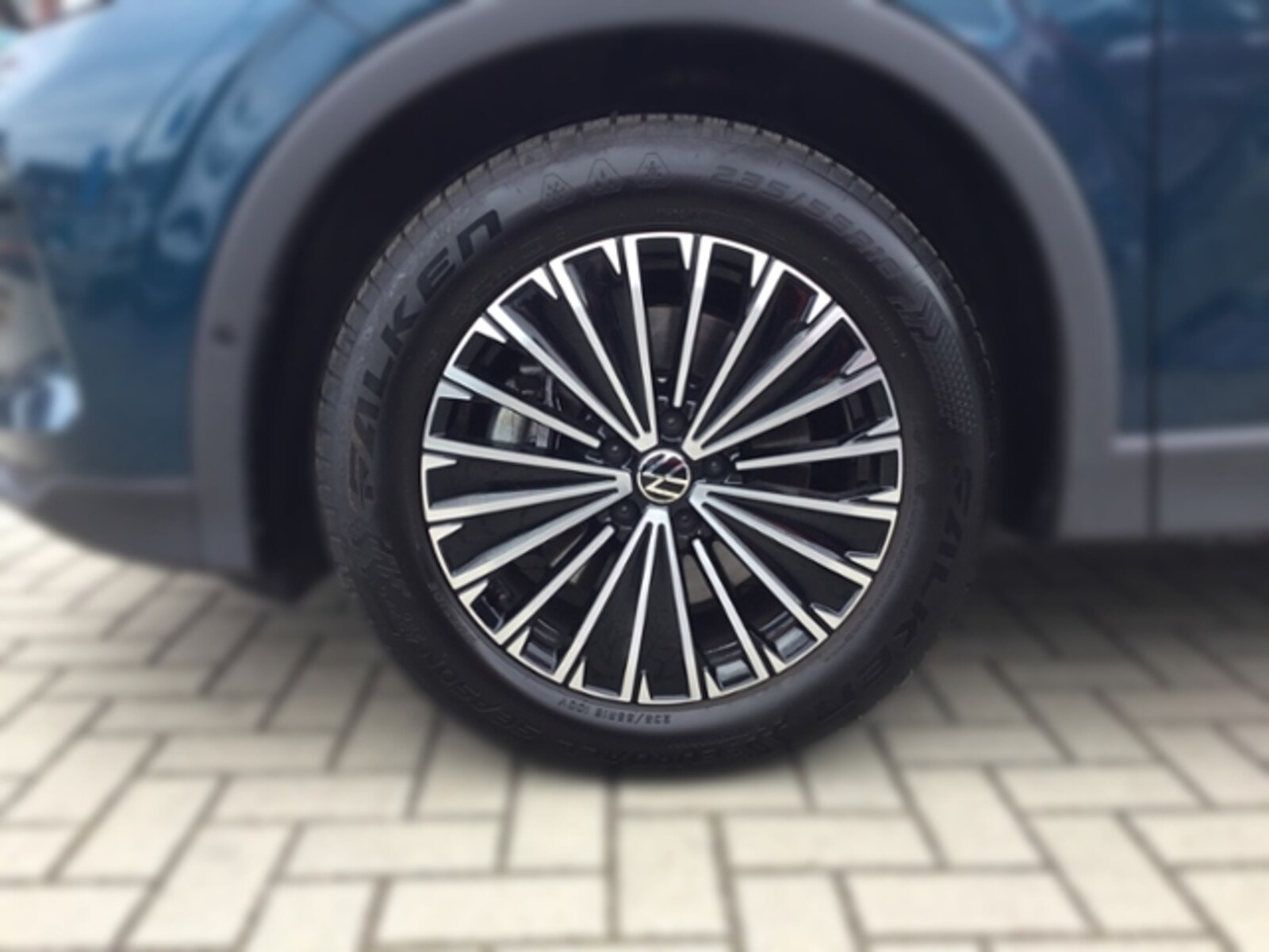 Volkswagen Tiguan – Bild 8