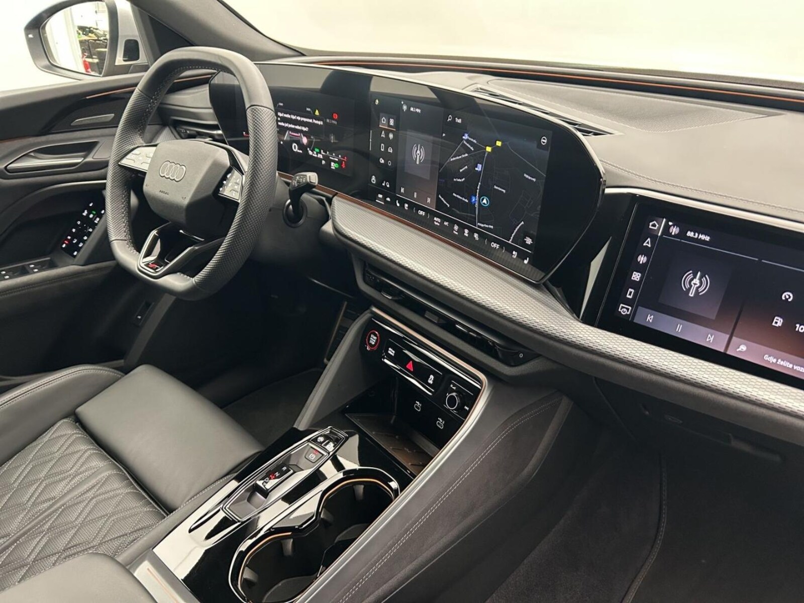 Audi SQ5 – Bild 7