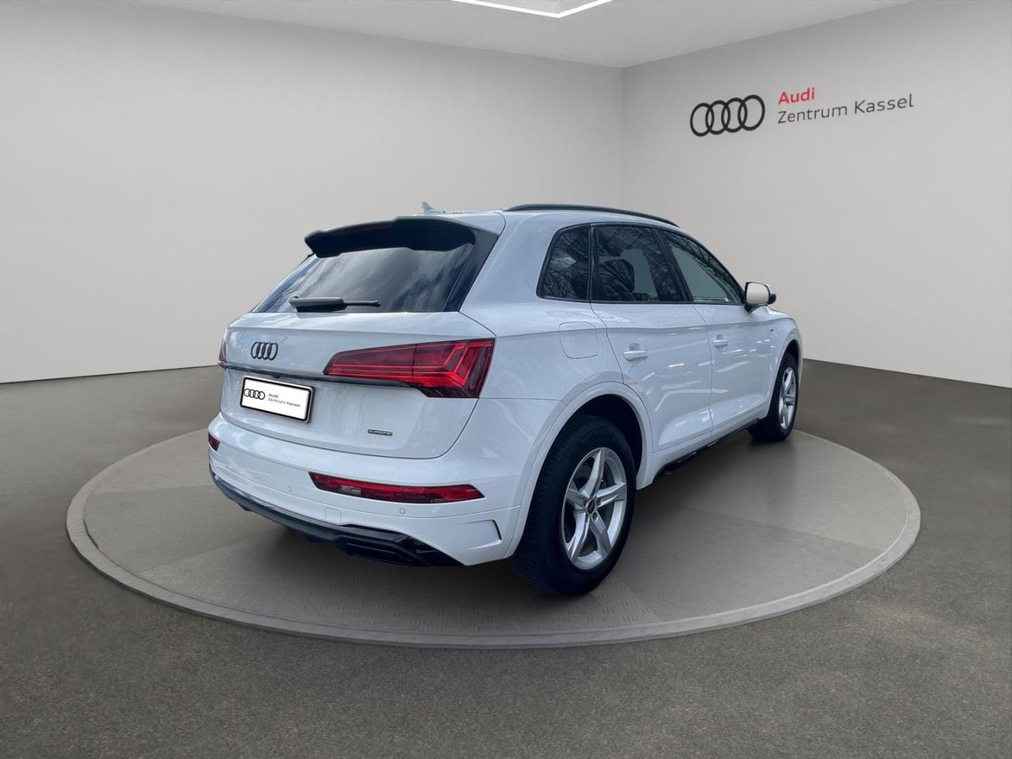 Bild über Audi Q5 40 TDI quattro S tronic - für weitere Informationen kontaktieren Sie den Audi Partner