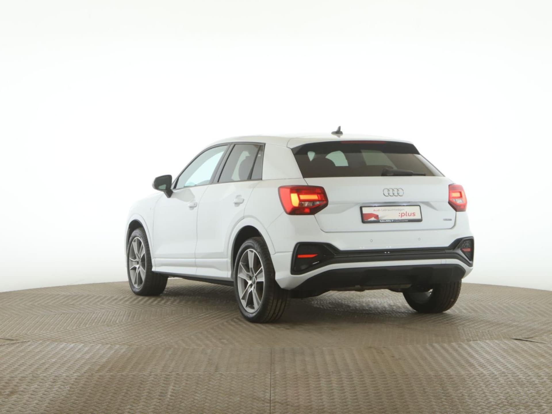 Audi Q2 S line