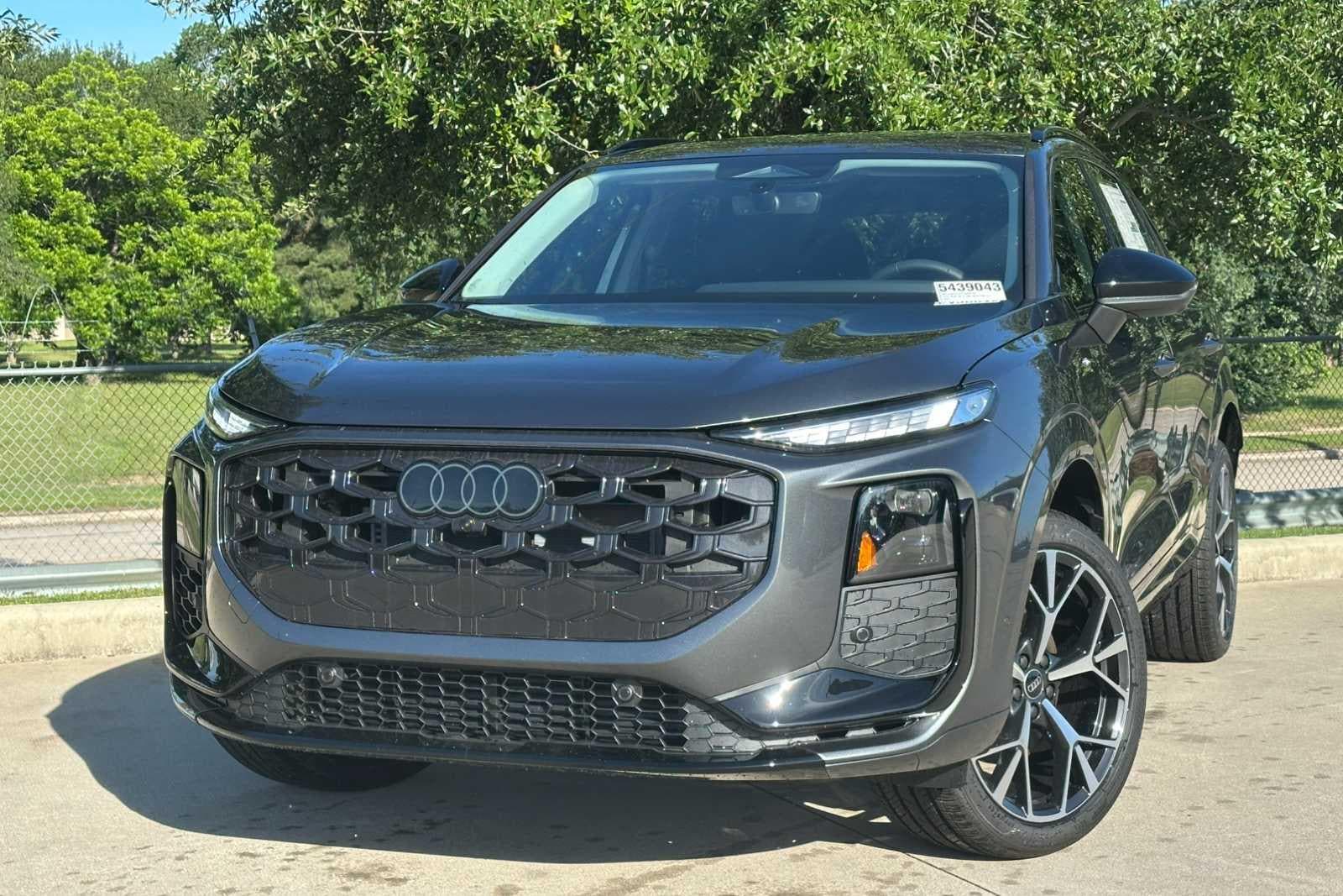 2026 Audi Q3 S line quattro's photo