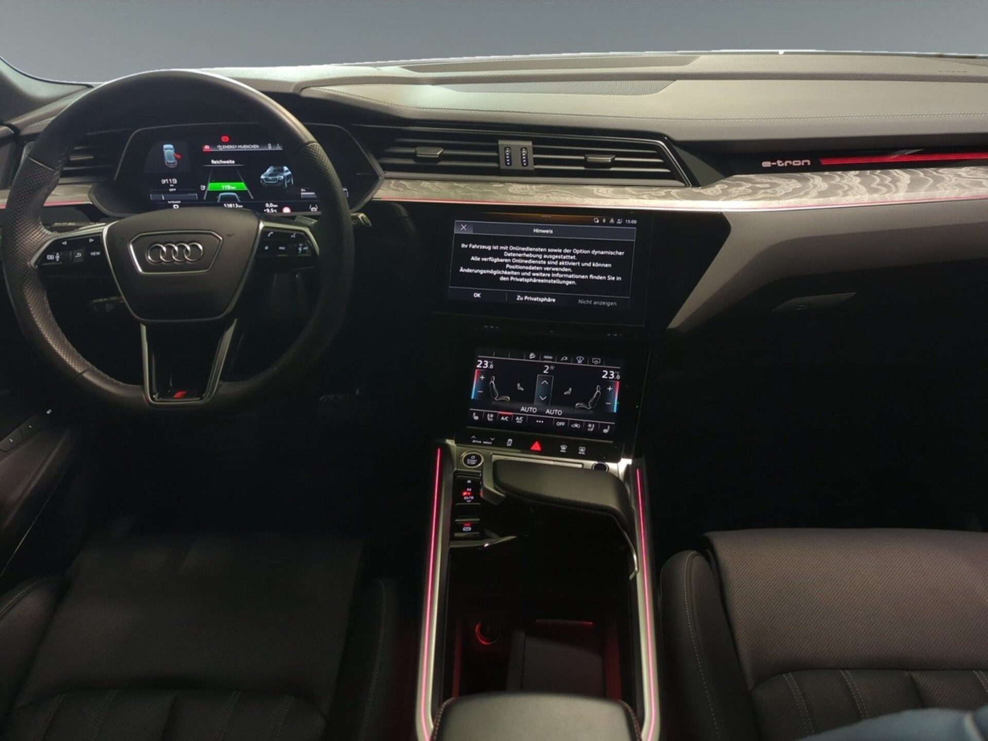 Audi e-tron S line