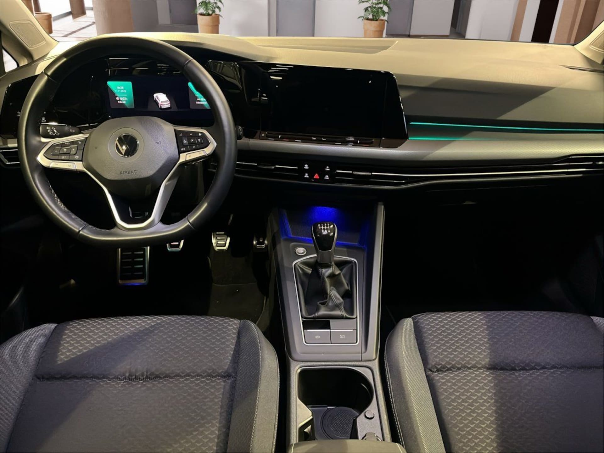 Volkswagen Golf Active