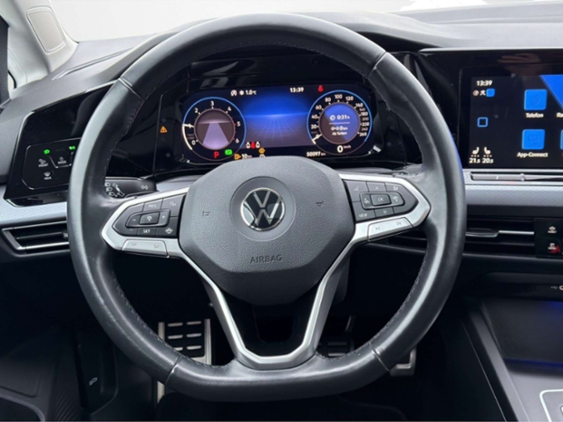 Volkswagen Golf Active