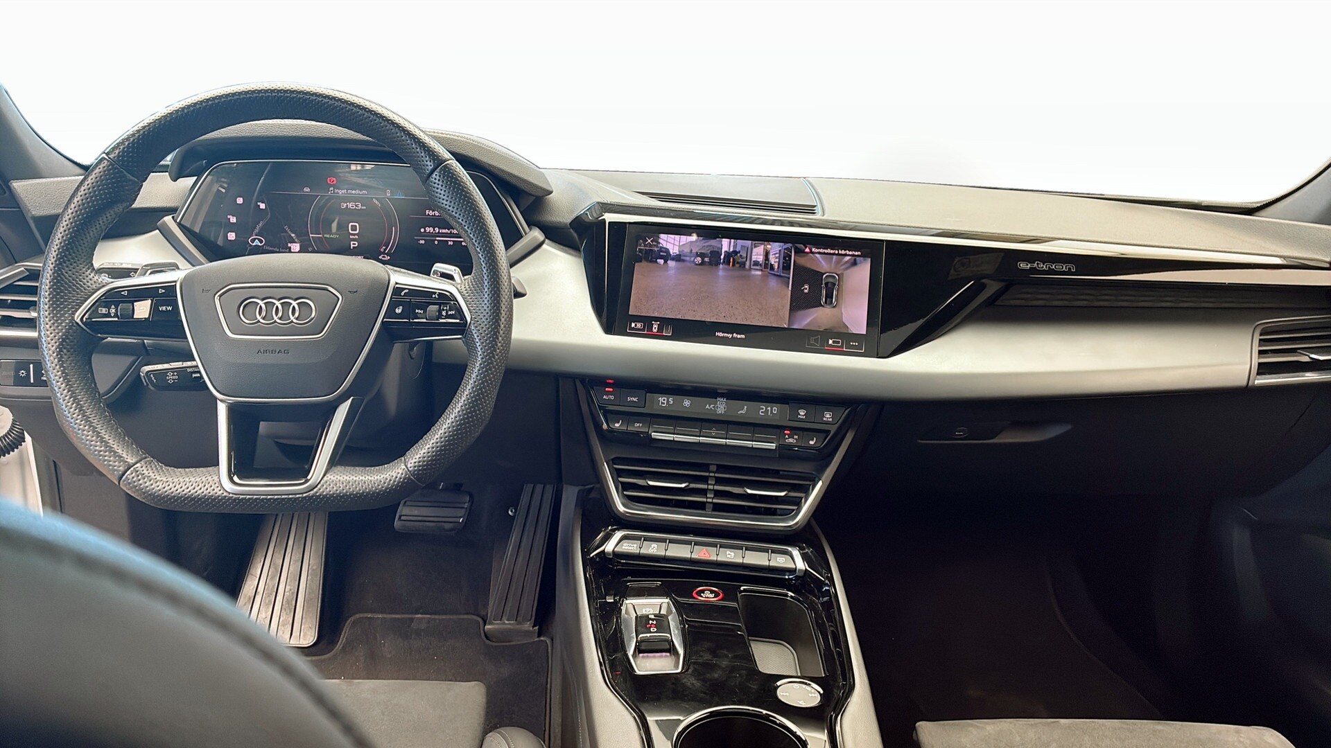 Bild som visar&nbsp;Audi e-tron GT&nbsp;e-tron GT quattro 350,00 kW - för mer information kontakta din Audi Partner